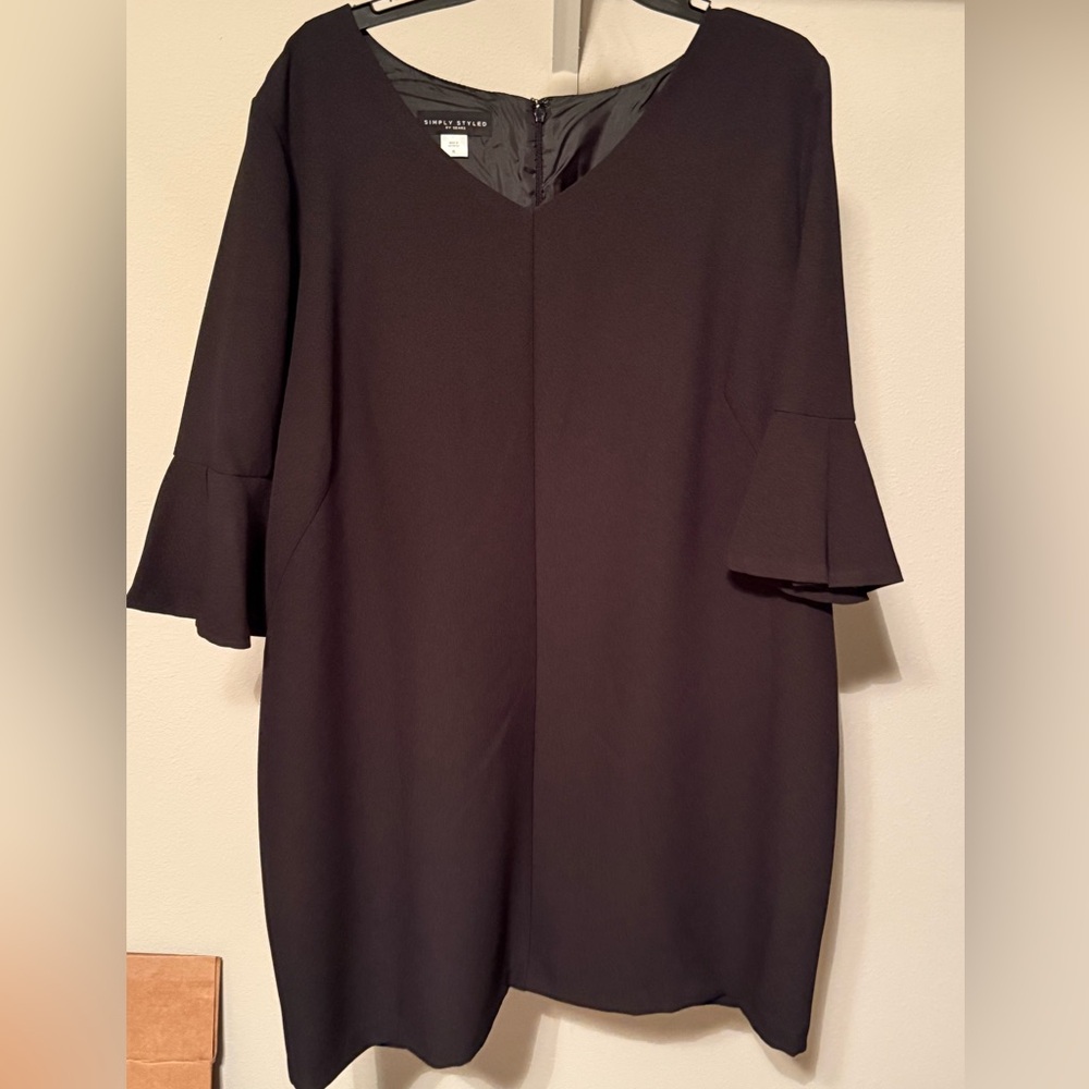 Simply Styled Black Long Sleeve Dress